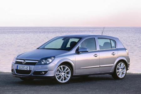 Opel Astra  -  1