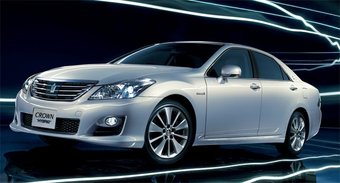 Toyota   Crown Hybrid Special Edition     
