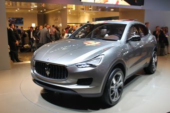 Maserati    :   SUV   Kubang